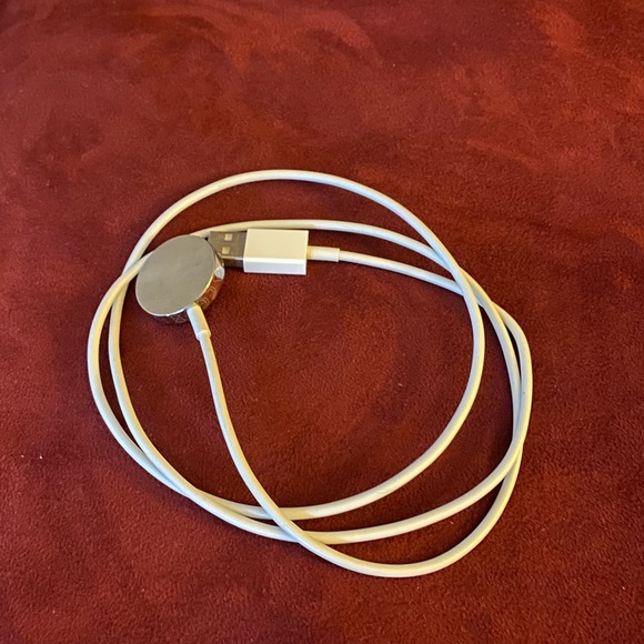 Apple ๐ Watch Charger - Picture 1 of 2